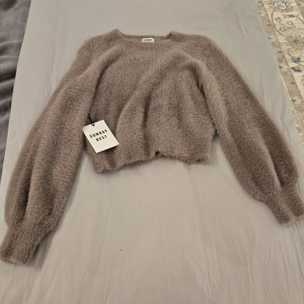 Crop sweater